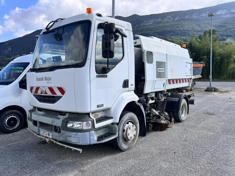 RENAULT Camion balayeur SCARAB MAJOR - 道路清扫机:图1 RENAULT Camion balayeur SCARAB MAJOR - 道路清扫机:图1
