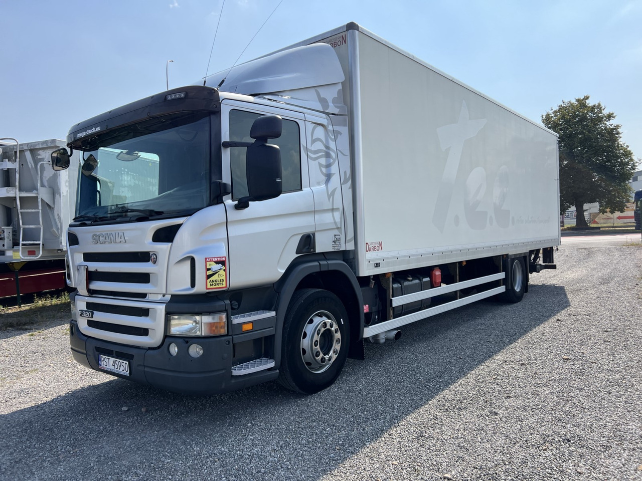 Scania P320 - 栏板式/ 平板卡车:图2 Scania P320 - 栏板式/ 平板卡车:图2