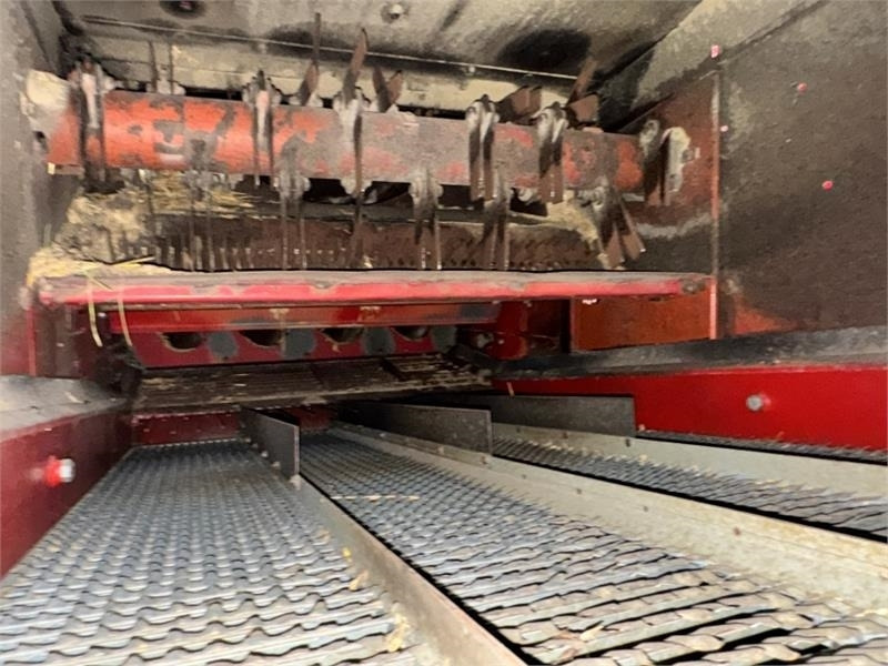 收割机附件 Case Axial-Flow Case Axial Flow 2166 c/w 1030 Header：图23