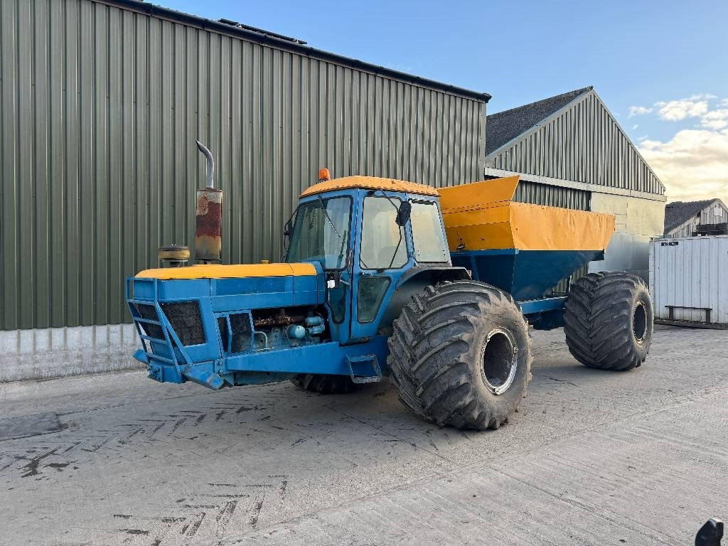 Ford 8210 Self Propelled Gravel Cart - 拖拉机:图1 Ford 8210 Self Propelled Gravel Cart - 拖拉机:图1
