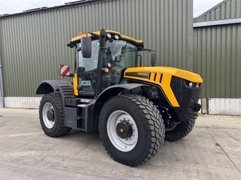 JCB JCB Fastrac 4220 **8000 Hour Warranty** - 拖拉机:图1 JCB JCB Fastrac 4220 **8000 Hour Warranty** - 拖拉机:图1