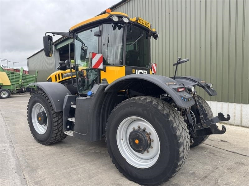 JCB JCB Fastrac 4220 **8000 Hour Warranty** - 拖拉机:图4 JCB JCB Fastrac 4220 **8000 Hour Warranty** - 拖拉机:图4