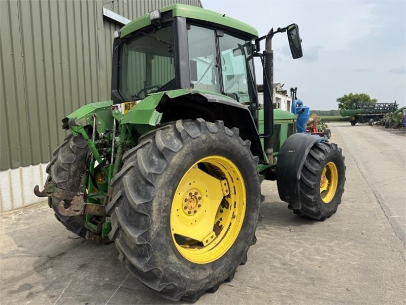 John Deere 6800 - 拖拉机:图4 John Deere 6800 - 拖拉机:图4