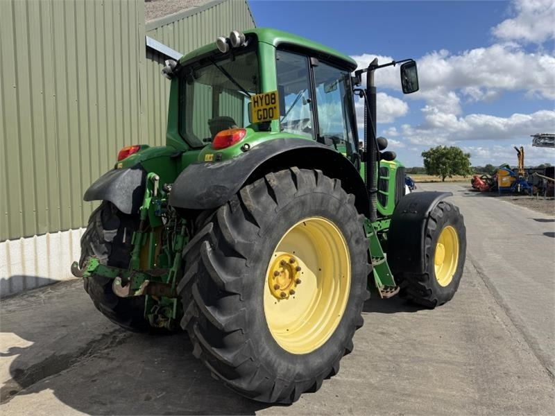 John Deere 6930 Premium - 拖拉机:图4 John Deere 6930 Premium - 拖拉机:图4
