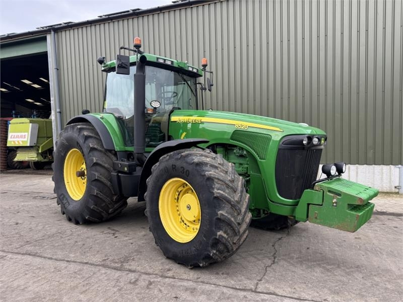John Deere 8520 **Imaculate Condition** - 拖拉机:图3 John Deere 8520 **Imaculate Condition** - 拖拉机:图3