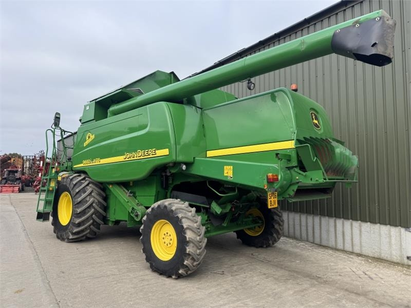 John Deere 9660i WTS Hillmaster II c/w 622R Header - 收割机附件:图2 John Deere 9660i WTS Hillmaster II c/w 622R Header - 收割机附件:图2