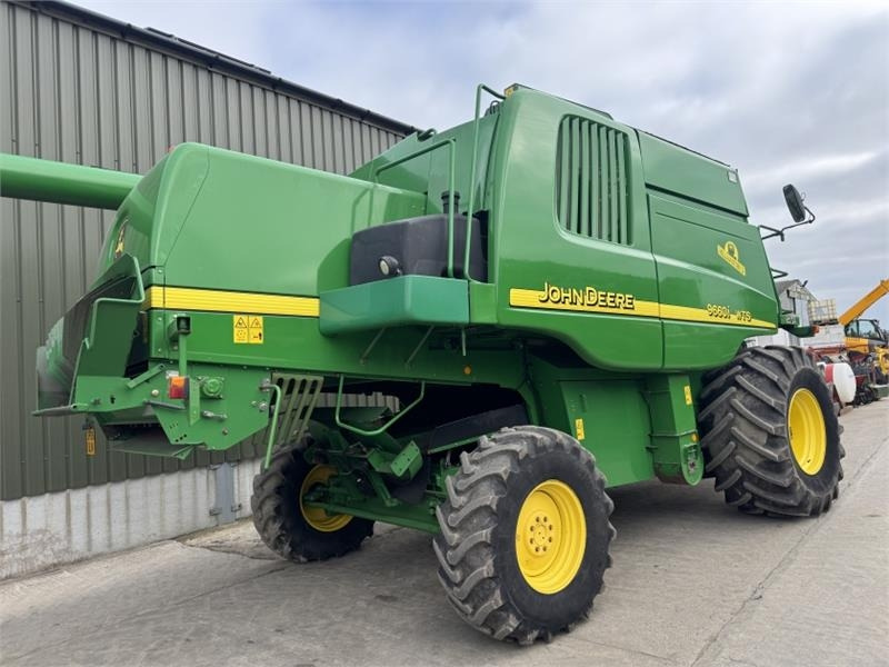 John Deere 9660i WTS Hillmaster II c/w 622R Header - 收割机附件:图4 John Deere 9660i WTS Hillmaster II c/w 622R Header - 收割机附件:图4