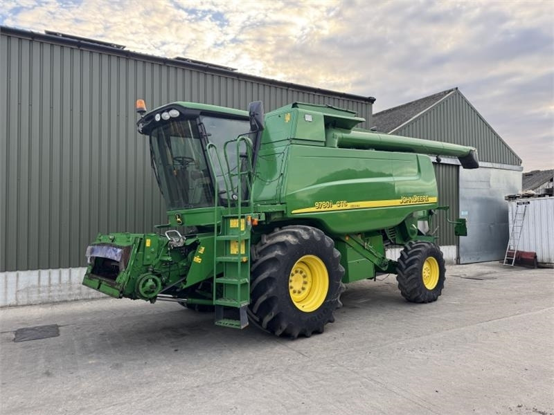 John Deere CTS 9780i Hillmaster c/w 625 Premium Flow Header - 收割机附件:图1 John Deere CTS 9780i Hillmaster c/w 625 Premium Flow Header - 收割机附件:图1