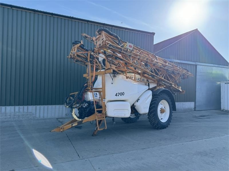 Knight Trailblazer 4200l 36m Trailed Sprayer - 拖拉机悬挂式喷雾机:图1 Knight Trailblazer 4200l 36m Trailed Sprayer - 拖拉机悬挂式喷雾机:图1