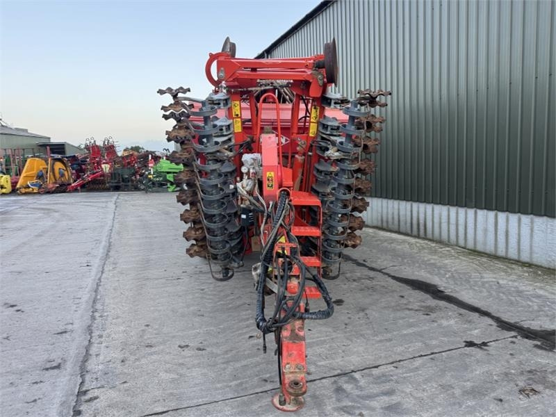 Kuhn Fastliner FL 4000 Seed Drill - 联合条播机:图3 Kuhn Fastliner FL 4000 Seed Drill - 联合条播机:图3