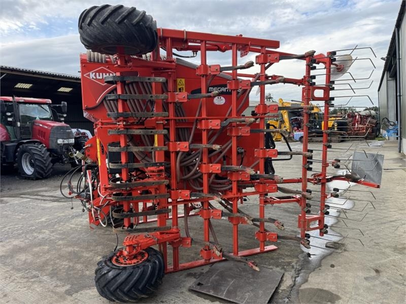 Kuhn Megant 480 Tine Drill - 联合条播机:图4 Kuhn Megant 480 Tine Drill - 联合条播机:图4
