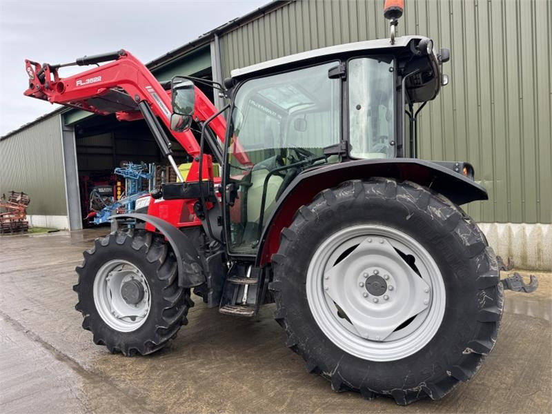 Massey Ferguson 4710 c/w FL.3522 Loader **Low Hours** - 拖拉机:图2 Massey Ferguson 4710 c/w FL.3522 Loader **Low Hours** - 拖拉机:图2