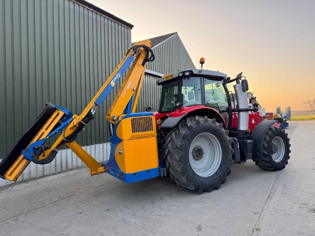 Massey Ferguson 7618 Dyna VT c/w Bomford Falcon Evo 6.5 - 拖拉机:图4 Massey Ferguson 7618 Dyna VT c/w Bomford Falcon Evo 6.5 - 拖拉机:图4
