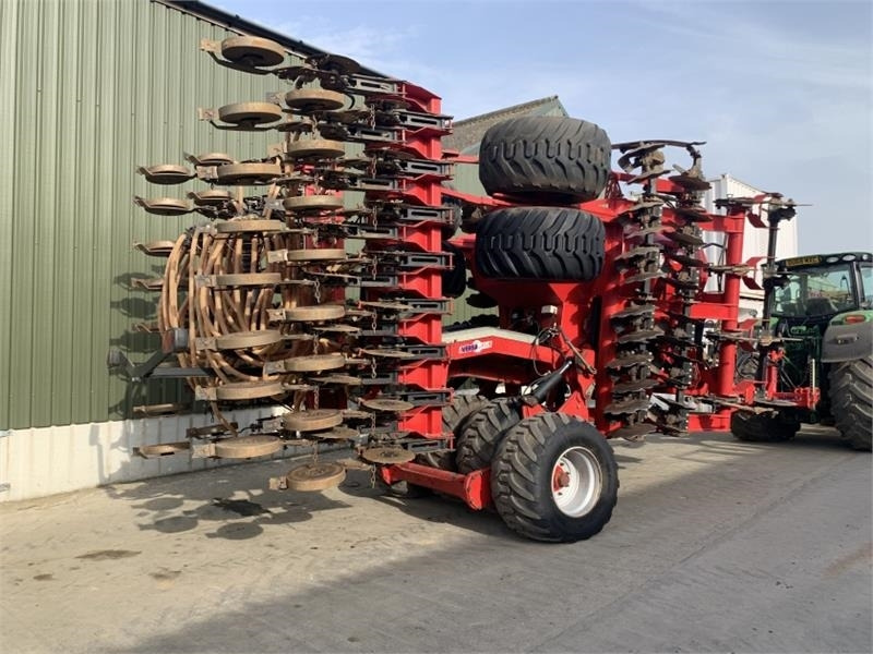 Sumo Sumo 6m Versa Plus Seed Drill - 联合条播机:图2 Sumo Sumo 6m Versa Plus Seed Drill - 联合条播机:图2