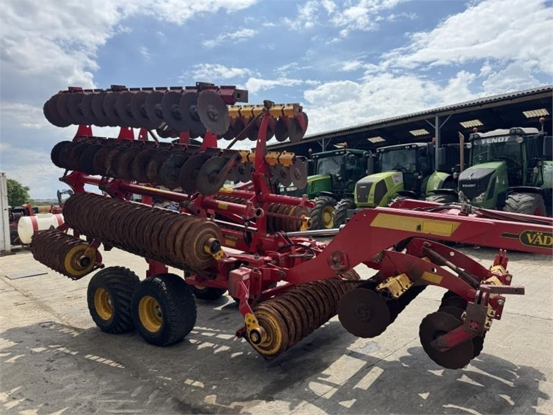 Vaderstad Carrier 820 Cultivator  - 旋耕机:图4 Vaderstad Carrier 820 Cultivator  - 旋耕机:图4