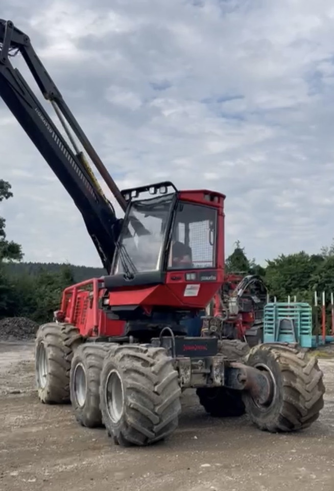 KOMATSU 911.5 / GŁOWICA C93 / CIĄGNIK LEŚNY / SERWISOWANY - 林业收割机:图4 KOMATSU 911.5 / GŁOWICA C93 / CIĄGNIK LEŚNY / SERWISOWANY - 林业收割机:图4