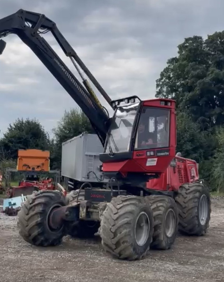KOMATSU 911.5 / GŁOWICA C93 / CIĄGNIK LEŚNY / SERWISOWANY - 林业收割机:图2 KOMATSU 911.5 / GŁOWICA C93 / CIĄGNIK LEŚNY / SERWISOWANY - 林业收割机:图2