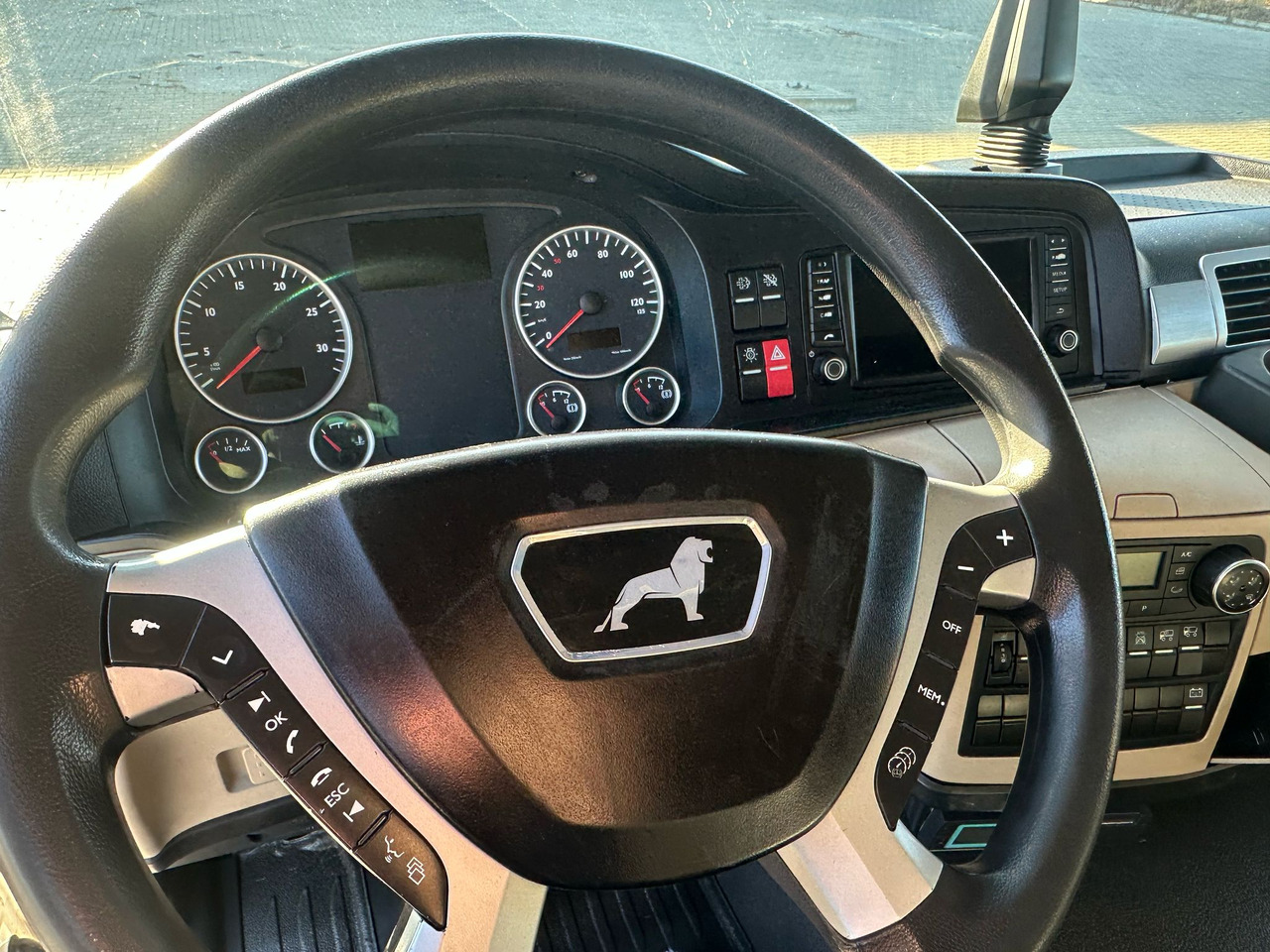 冷藏车 MAN TGM 18.290 / CHŁODNIA / WINDA / 18 EUROPALET / NISKI PRZEBIEG / AUTOMAT/ DRUKARKA / SYPIALKA / 2018 ROK / THERMO KING 1200：图16