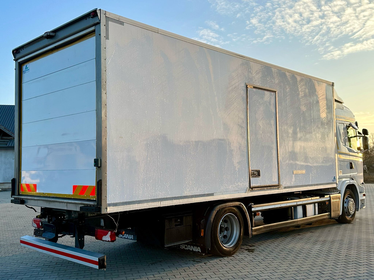 SCANIA G360 / IZOTERMA / 6.8 M DŁUGOŚCI / AUTOMAT / CAŁA NA PODUSZKACH / KLIMA POSTOJOWA / ELEKTRYCZNA ROLETA TYŁ / SYPIALKA - 等温卡车:图3 SCANIA G360 / IZOTERMA / 6.8 M DŁUGOŚCI / AUTOMAT / CAŁA NA PODUSZKACH / KLIMA POSTOJOWA / ELEKTRYCZNA ROLETA TYŁ / SYPIALKA - 等温卡车:图3
