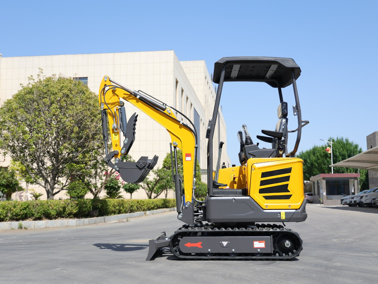 KUBOTA Diesel Mini excavator 1.8 Ton - Mini excavator MB 18 - SH - 小型挖掘机:图5 KUBOTA Diesel Mini excavator 1.8 Ton - Mini excavator MB 18 - SH - 小型挖掘机:图5
