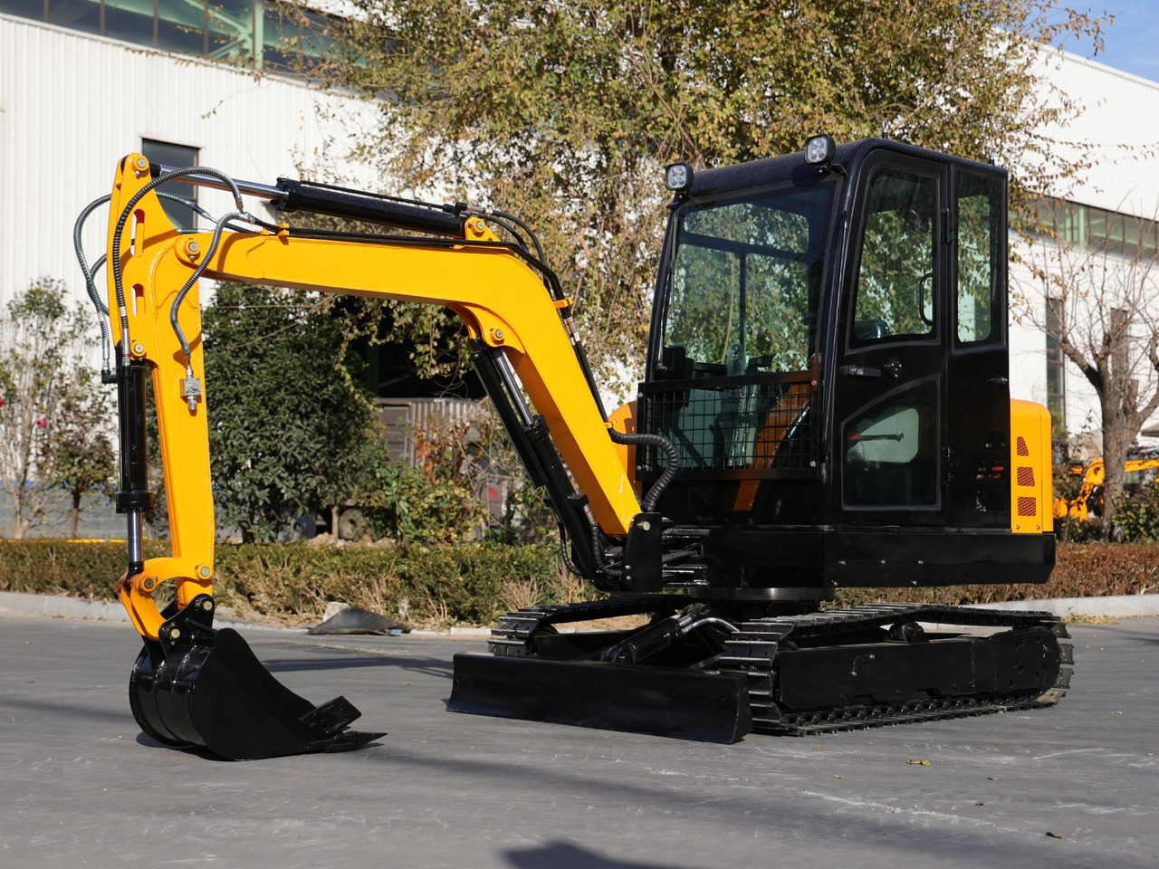 KUBOTA Diesel Mini excavator 3.5 Ton - Müller Machinery MB 35 - VKSH - 小型挖掘机:图1 KUBOTA Diesel Mini excavator 3.5 Ton - Müller Machinery MB 35 - VKSH - 小型挖掘机:图1