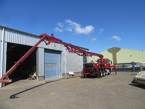 2017 SCHWING S24 X / MB AROCS - 混凝土泵车:图5 2017 SCHWING S24 X / MB AROCS - 混凝土泵车:图5