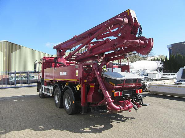 2017 SCHWING S24 X / MB AROCS - 混凝土泵车:图3 2017 SCHWING S24 X / MB AROCS - 混凝土泵车:图3