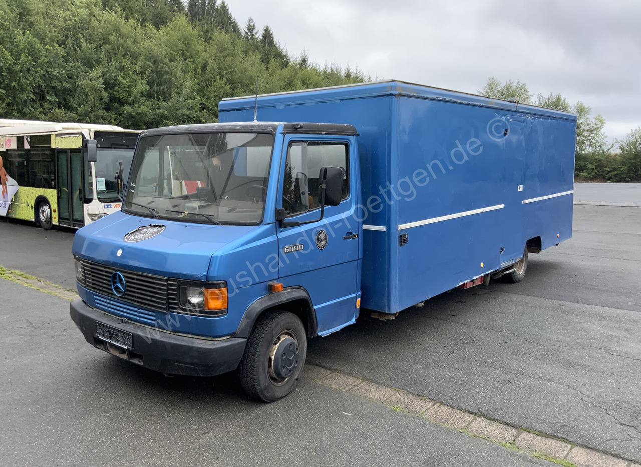 Mercedes-Benz 609 D - 自动售货卡车:图2 Mercedes-Benz 609 D - 自动售货卡车:图2