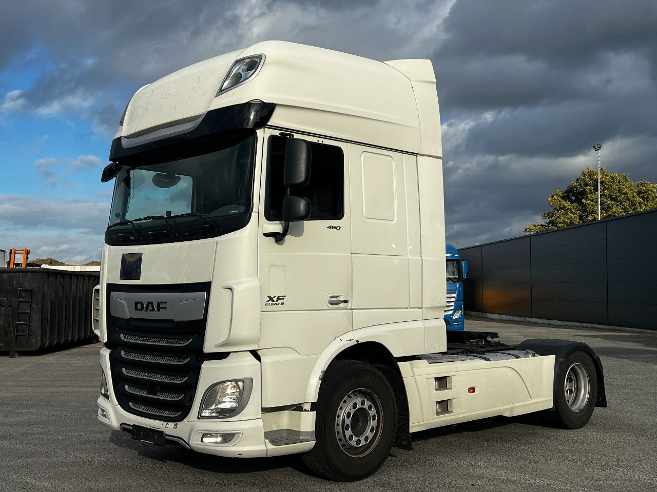 DAF XF 460 SSC, Retarder, Full spoiler - 牵引车:图1 DAF XF 460 SSC, Retarder, Full spoiler - 牵引车:图1