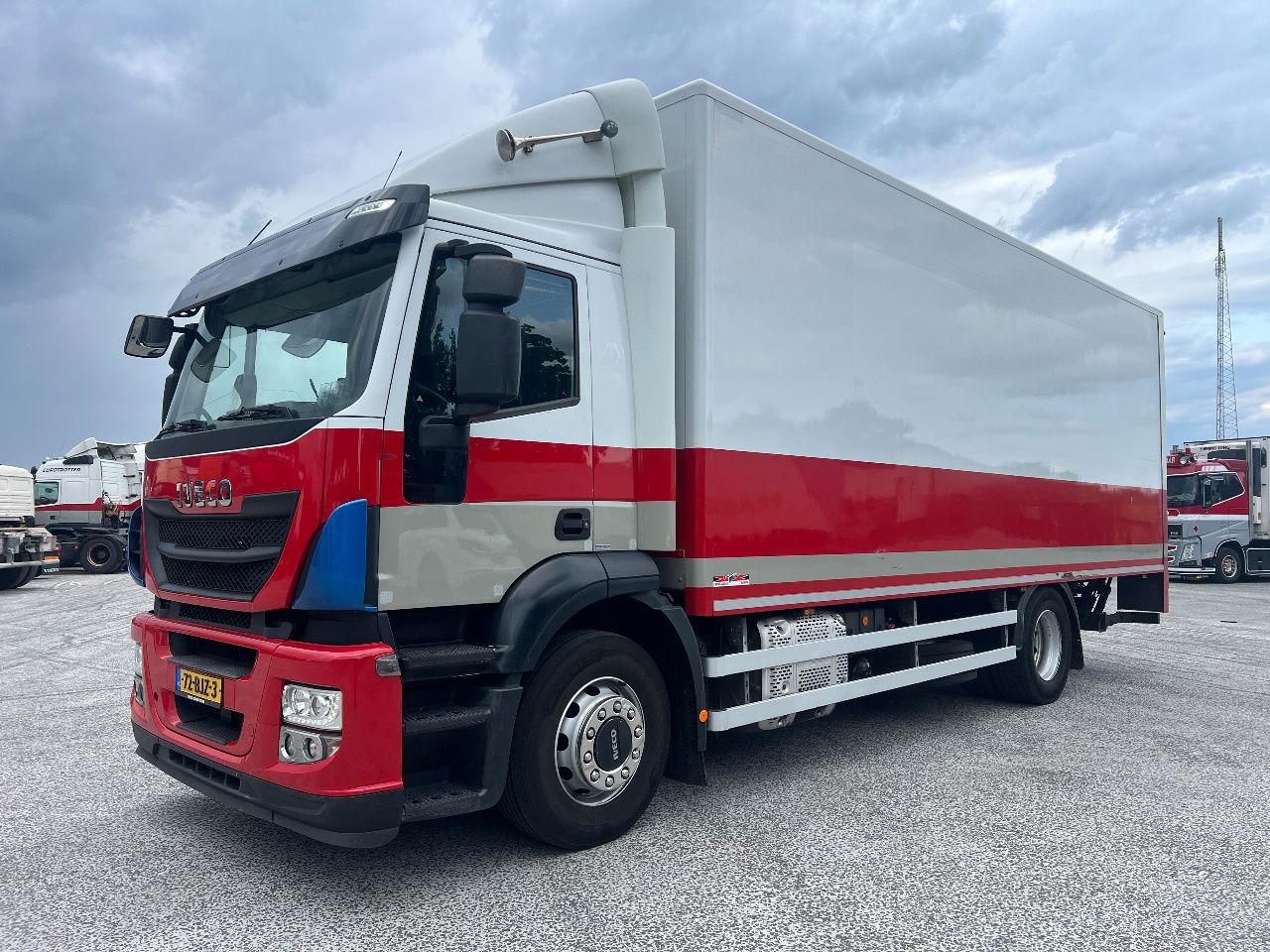 Iveco Stralis 310 AD, 19Ton, Euro 6 - 厢式卡车:图1 Iveco Stralis 310 AD, 19Ton, Euro 6 - 厢式卡车:图1
