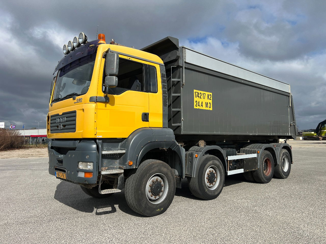 MAN TGA 41.430 TGA 39.430 8x8, full steel, Manual - 翻斗车:图2 MAN TGA 41.430 TGA 39.430 8x8, full steel, Manual - 翻斗车:图2