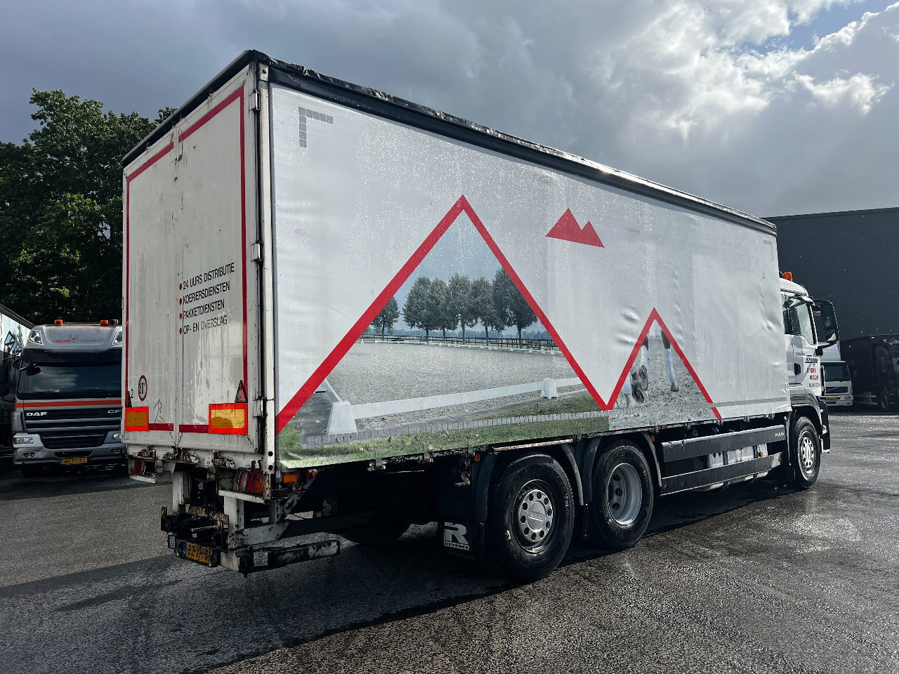 MAN TGS 26.400 6x2, Euro 5 - 侧帘卡车:图3 MAN TGS 26.400 6x2, Euro 5 - 侧帘卡车:图3