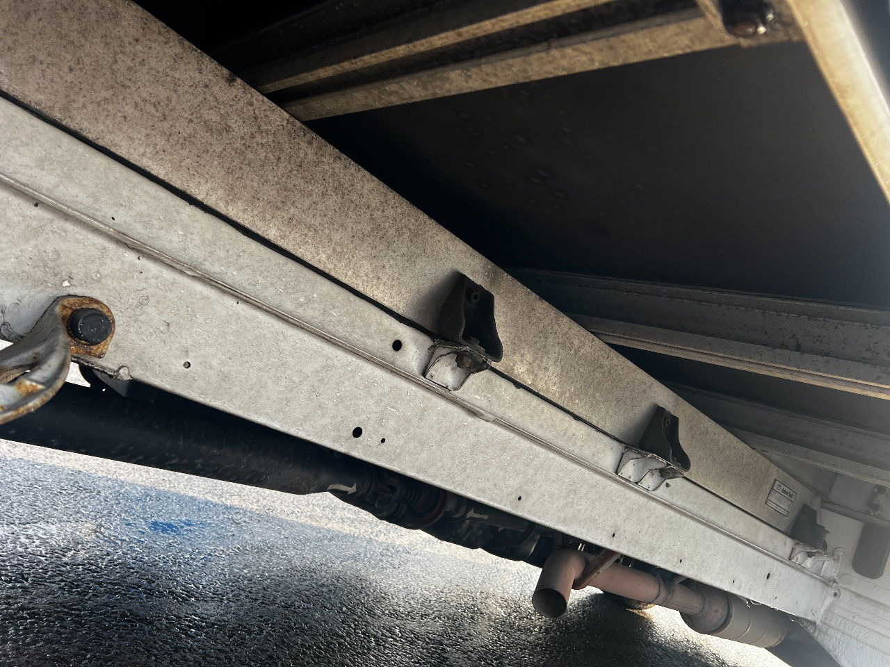 Mercedes-Benz Sprinter 316 Euro 6, Manual - 侧帘货车:图5 Mercedes-Benz Sprinter 316 Euro 6, Manual - 侧帘货车:图5