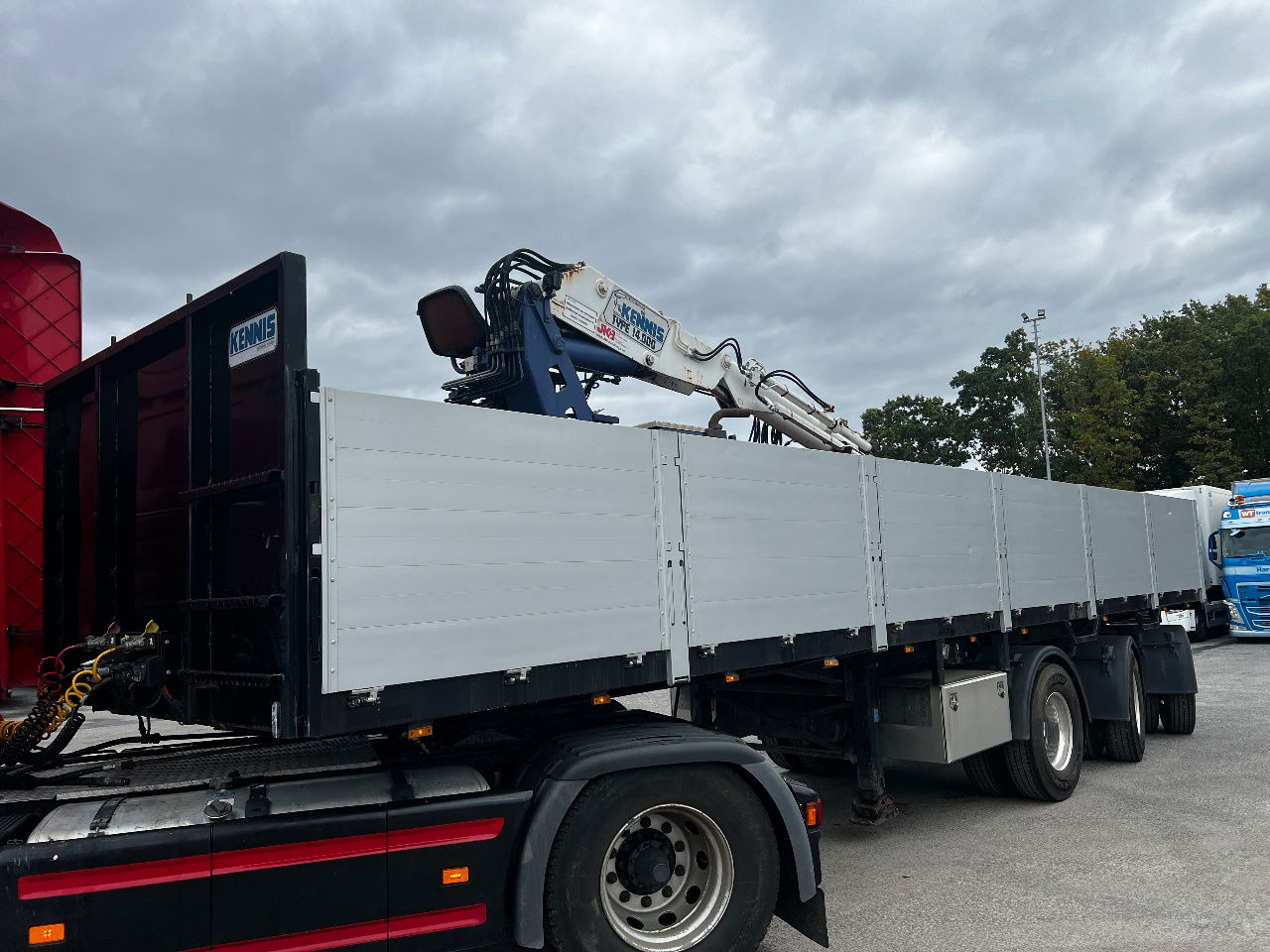Pacton Stenenoplegger met Kennis 14.000 Kraan, Crane - 栏板式/ 平板半拖车:图1 Pacton Stenenoplegger met Kennis 14.000 Kraan, Crane - 栏板式/ 平板半拖车:图1