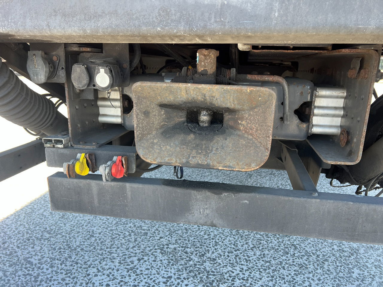 Renault D Wide 330, 19Ton, New tacho - 侧帘卡车:图5 Renault D Wide 330, 19Ton, New tacho - 侧帘卡车:图5