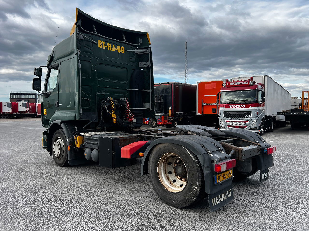 Renault Premium 410 Euro 5 - 牵引车:图4 Renault Premium 410 Euro 5 - 牵引车:图4