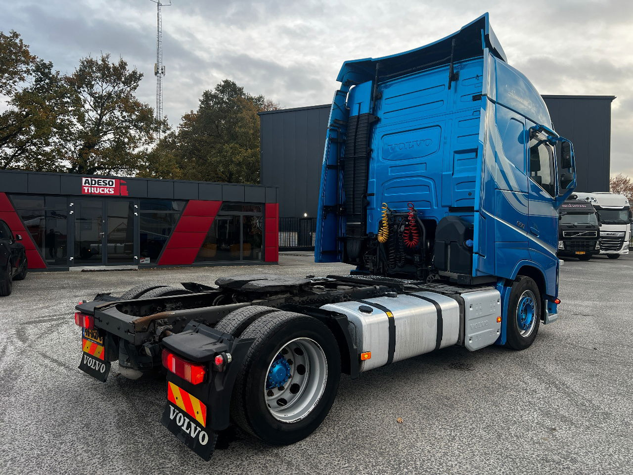 Volvo FH 460 Globe, Lowdeck, Mega - 牵引车:图3 Volvo FH 460 Globe, Lowdeck, Mega - 牵引车:图3