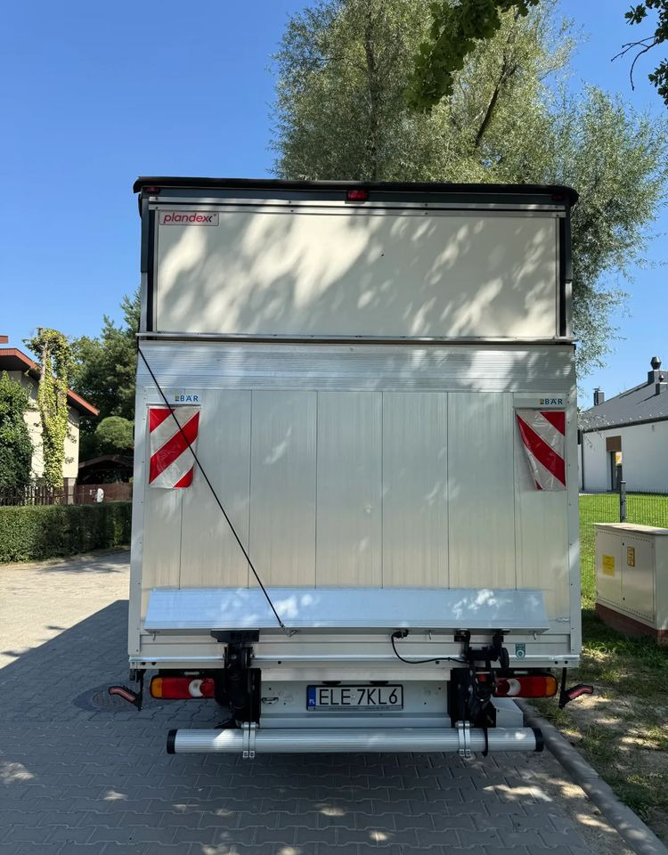 Renault Master - 侧帘货车:图4 Renault Master - 侧帘货车:图4