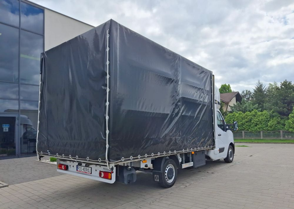 Renault Master - 侧帘货车:图4 Renault Master - 侧帘货车:图4