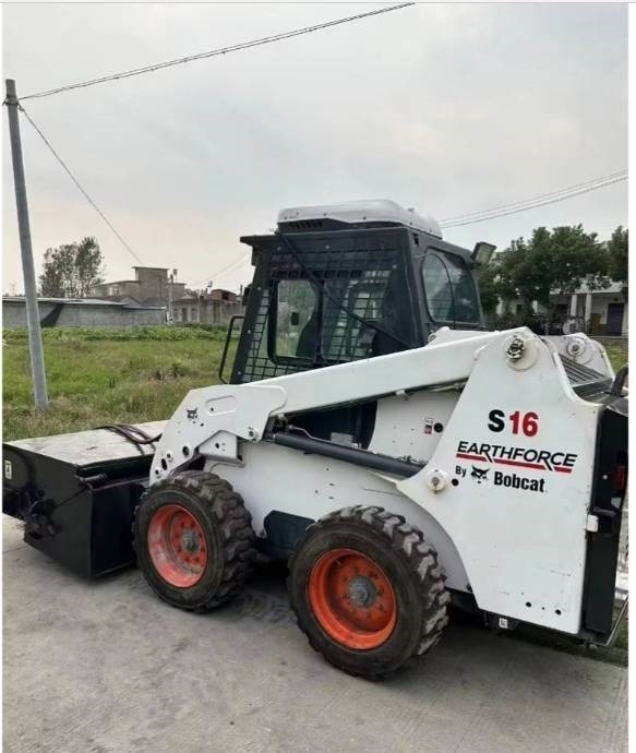 Bobcat S 16 - 滑移装载机:图3 Bobcat S 16 - 滑移装载机:图3