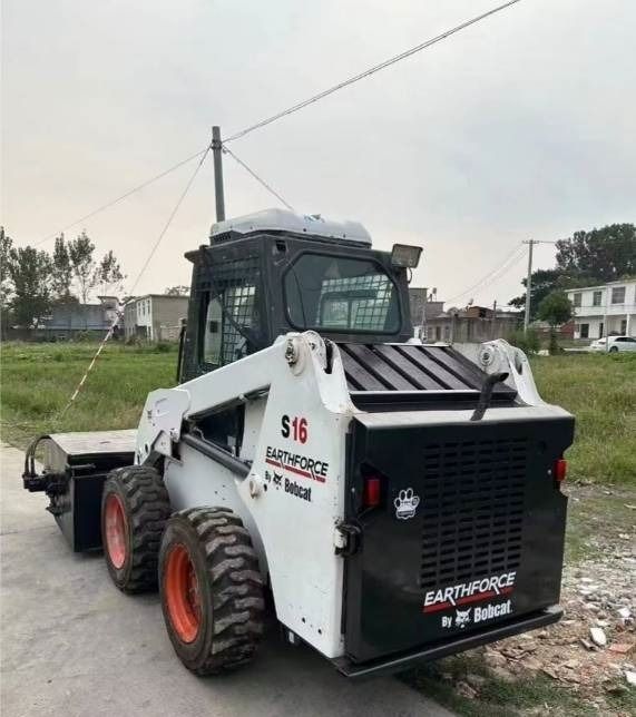 Bobcat S 16 - 滑移装载机:图4 Bobcat S 16 - 滑移装载机:图4