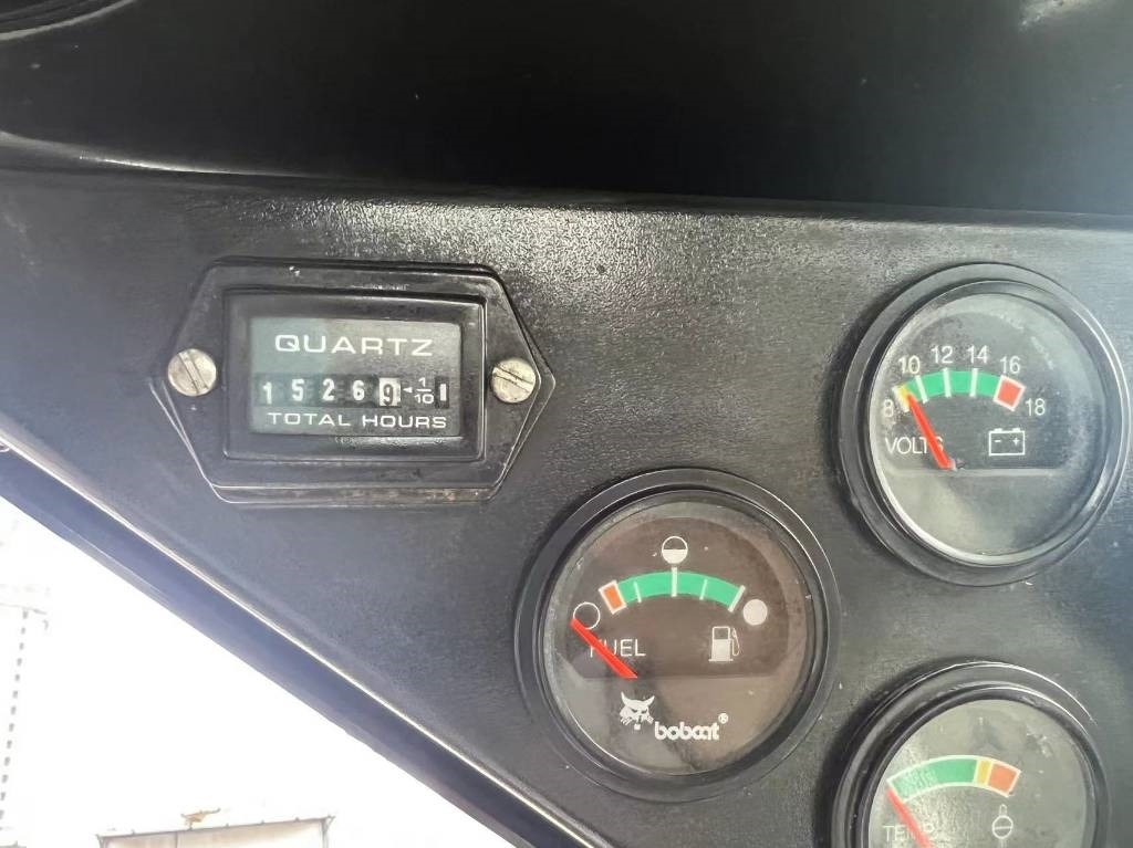 Bobcat S 450 - 滑移装载机:图2 Bobcat S 450 - 滑移装载机:图2