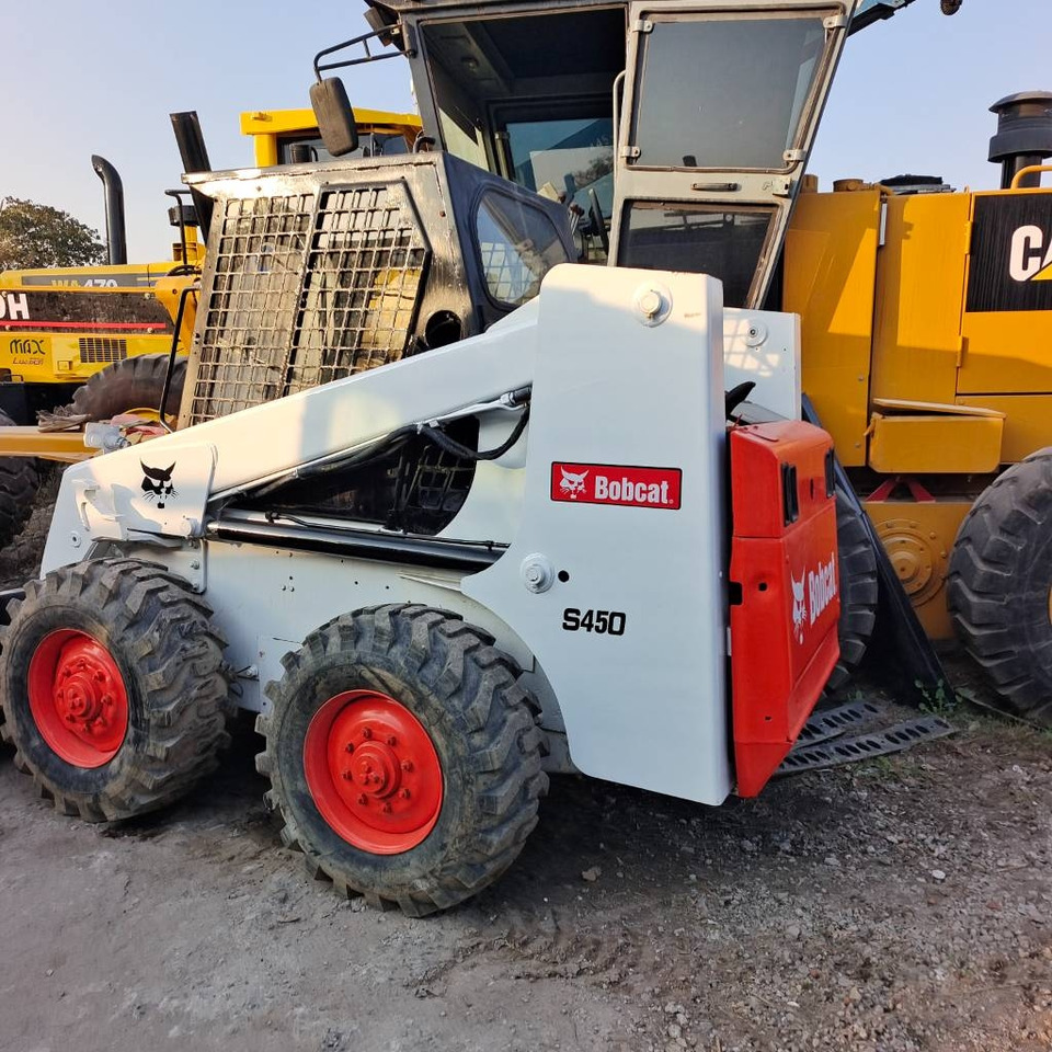 Bobcat S 450 - 滑移装载机:图2 Bobcat S 450 - 滑移装载机:图2