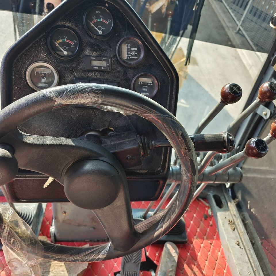 CAT 140 H - 平路机:图5 CAT 140 H - 平路机:图5