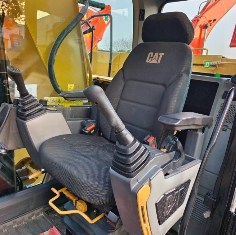 CAT 320 GC - 履带式挖掘机:图2 CAT 320 GC - 履带式挖掘机:图2