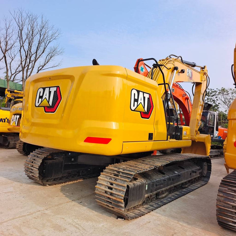 CAT 323 - 履带式挖掘机:图1 CAT 323 - 履带式挖掘机:图1