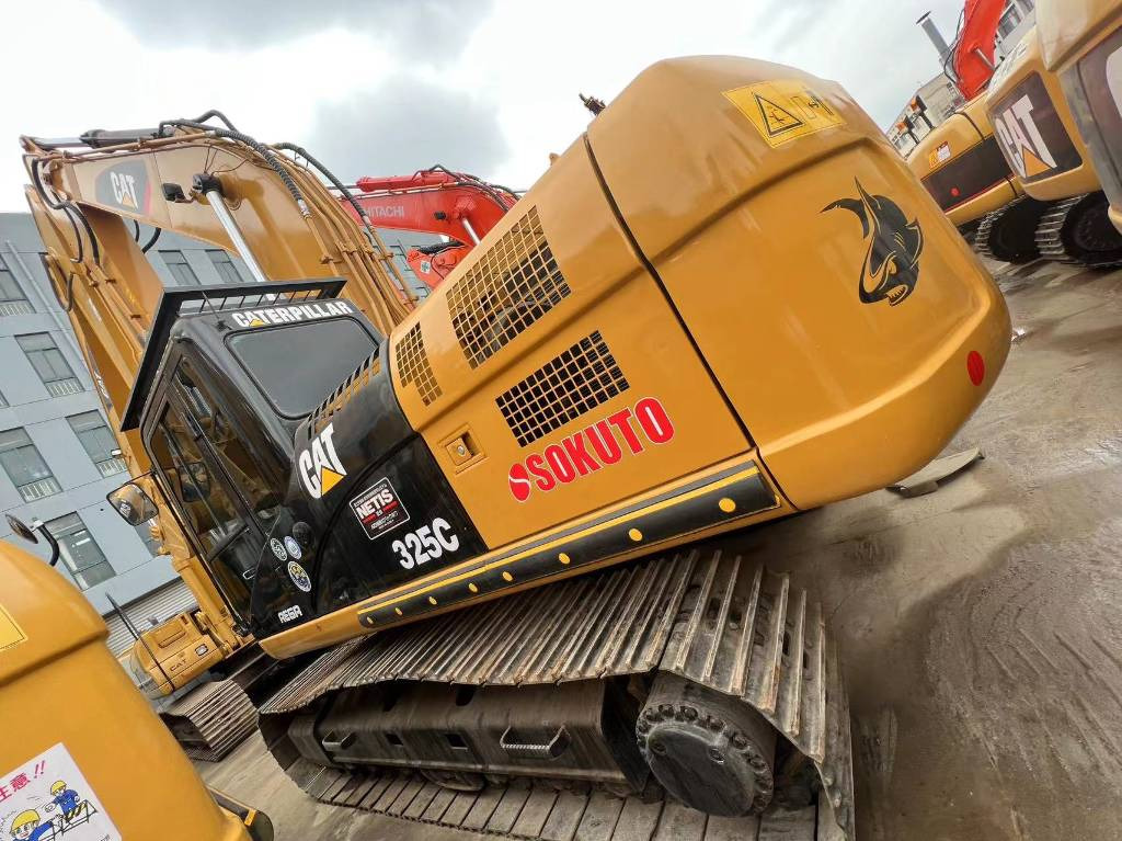 CAT 325 C - 履带式挖掘机:图1 CAT 325 C - 履带式挖掘机:图1