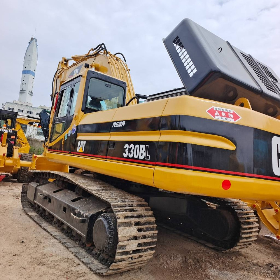 CAT 330 B L - 履带式挖掘机:图1 CAT 330 B L - 履带式挖掘机:图1