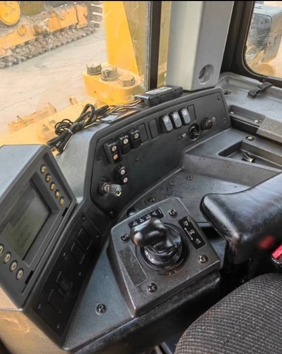 CAT D 8 T - 推土机:图4 CAT D 8 T - 推土机:图4