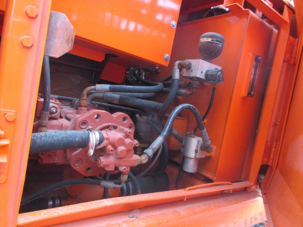 Doosan DH 150 LC-7 - 轮式挖掘机:图5 Doosan DH 150 LC-7 - 轮式挖掘机:图5